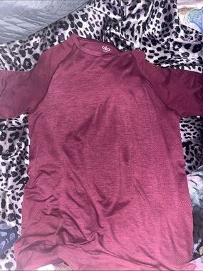 ALO Yoga Deep Berry Short Sleeve Active Tee